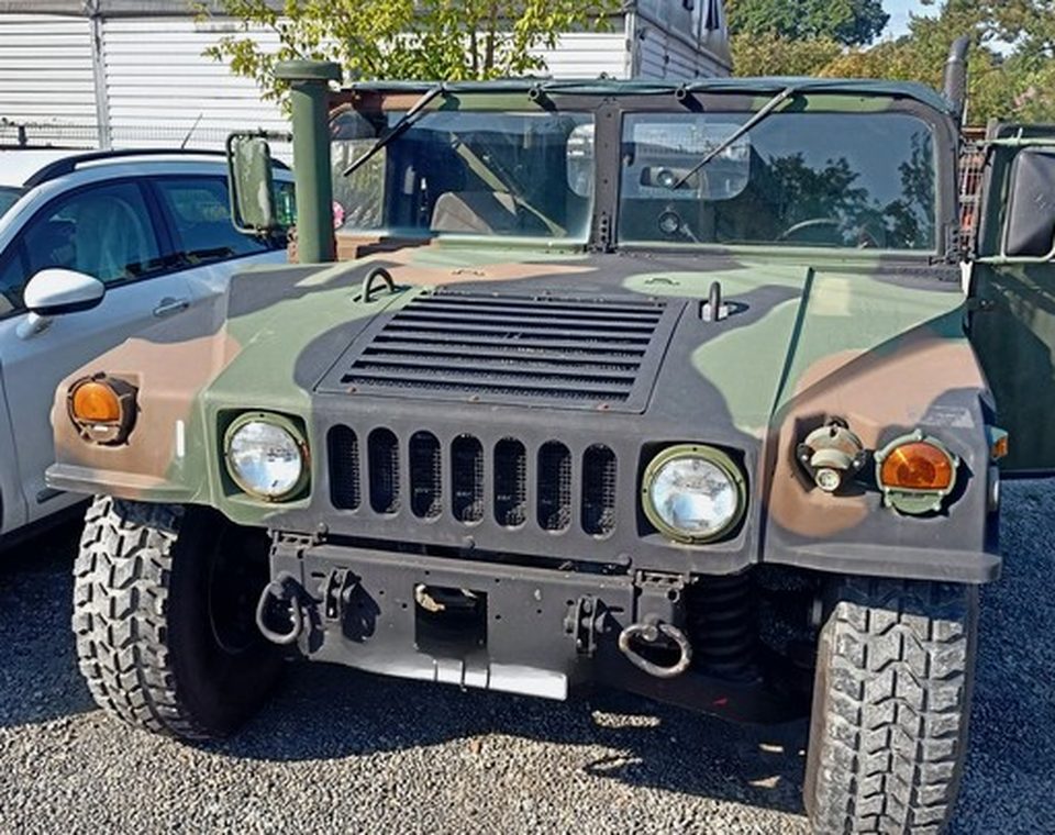 Hummer H1 on the ASB Długołęka workshop parking lot
