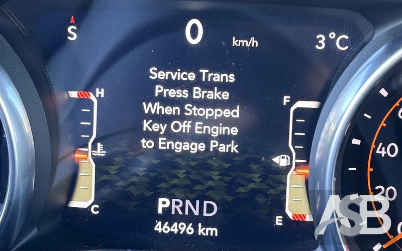 Dashboard message about the transmission in the Jeep Compass / Renegade. Translated from English